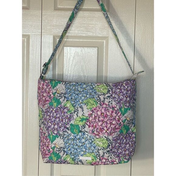 VERA BRADLEY HOBO SHOULDER BAG - HAPPY HYDRANGEAS - Picture 8 of 8